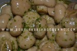 Mushrooms with garlic and parsley